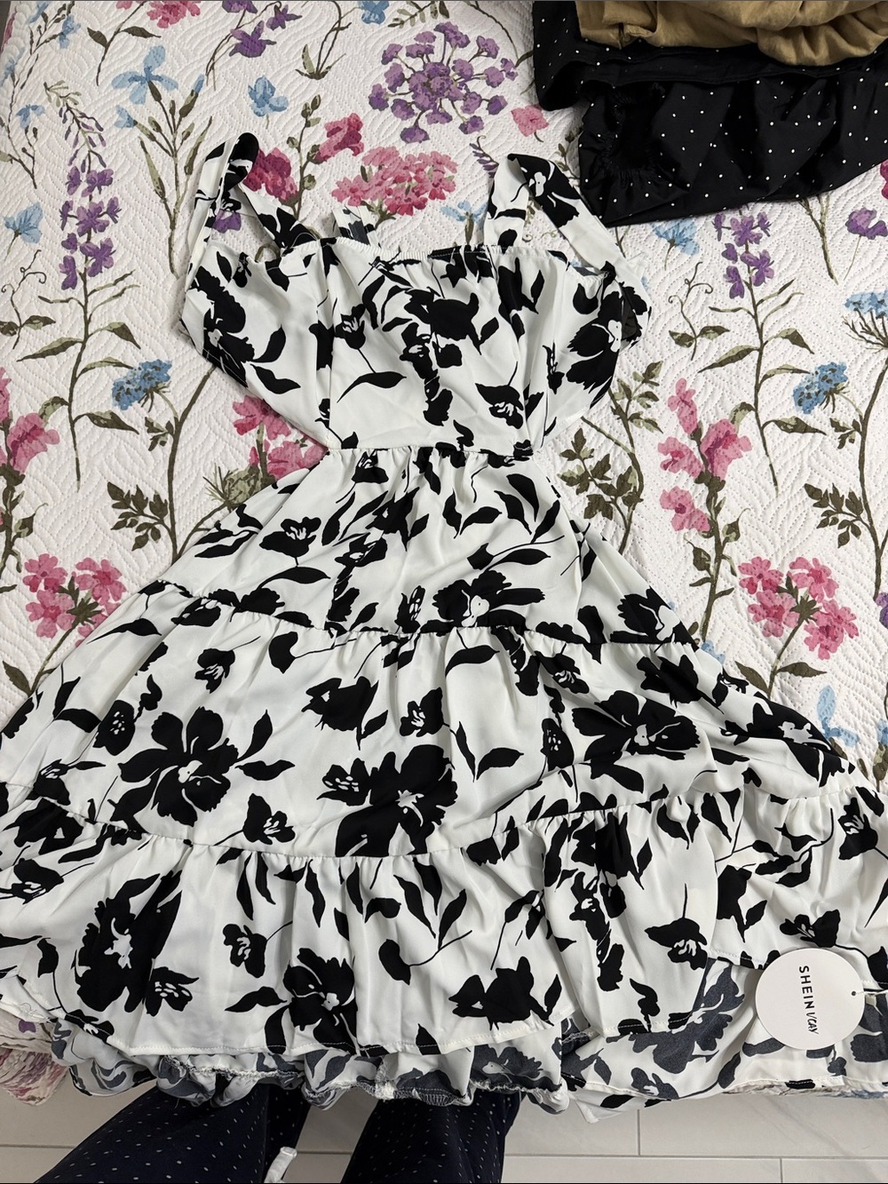 SHEIN Black & White Floral Tiered Mini Dress